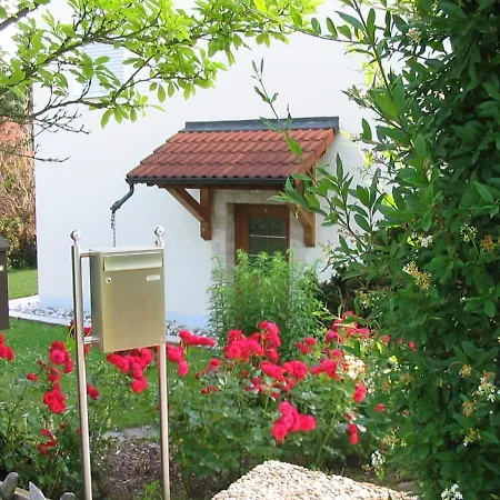 Ferienwohnung Im Grünen Illschwang Exterior foto